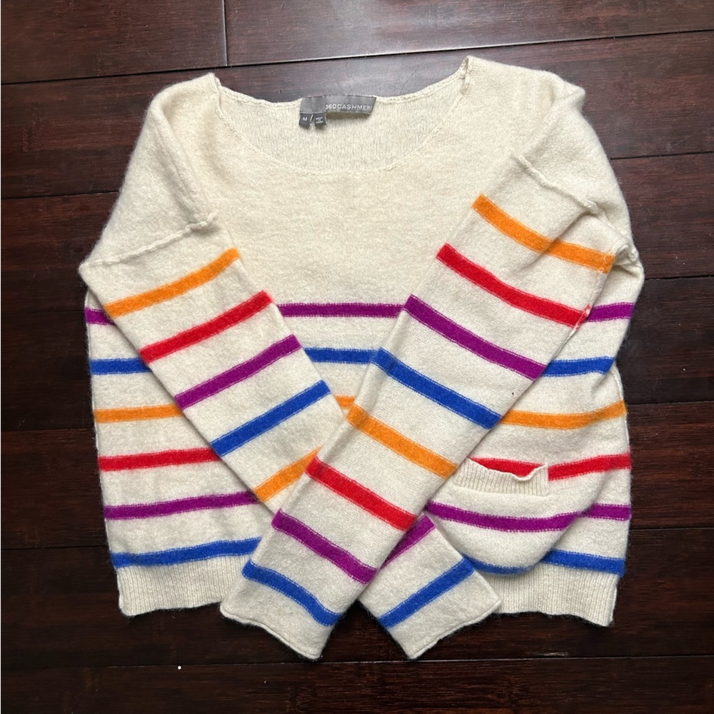 360 Cashmere size Medium